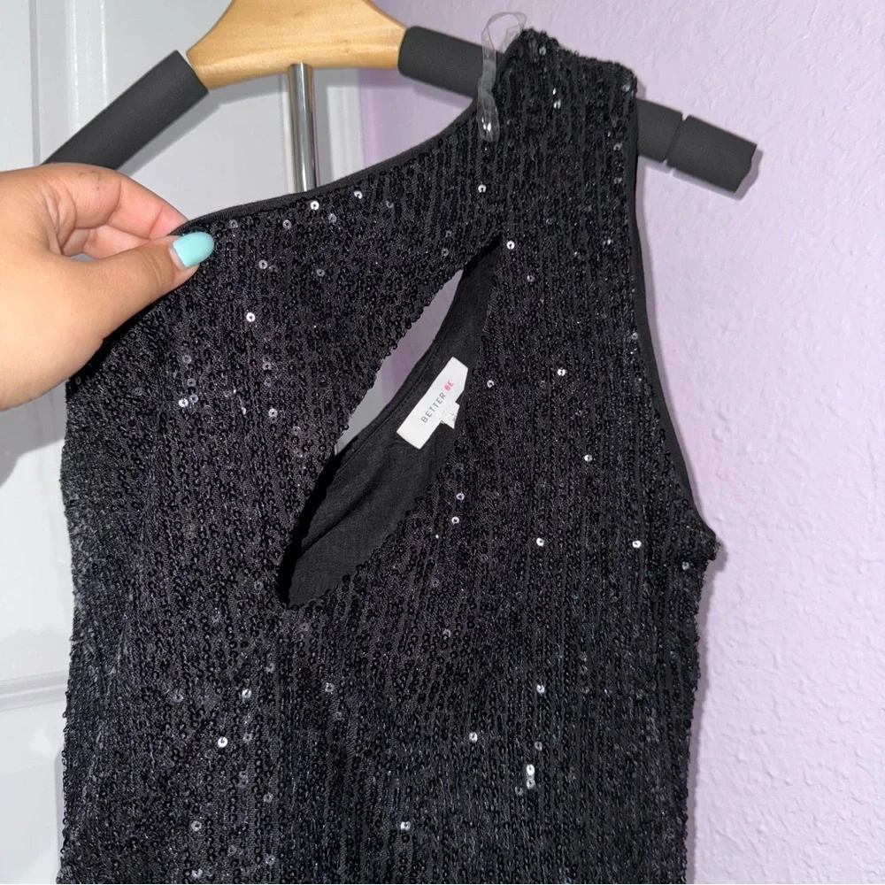 Black Sequin Cut Out Bodysuit - SIZE LARGE - Picture 3 of 5